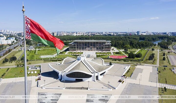 В Беларуси сегодня празднуют День Государственного герба и Государственного флага!